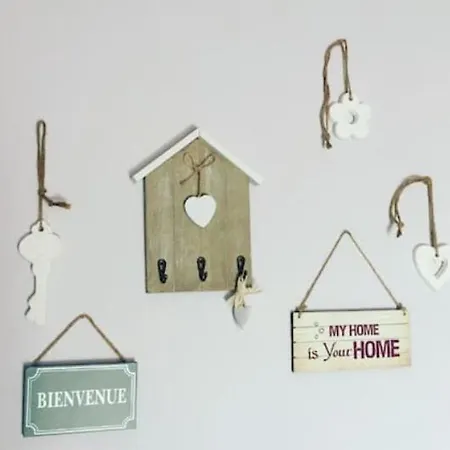 M&r House